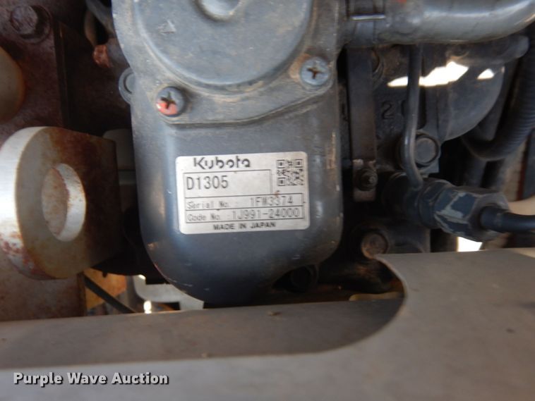 image for item MF9776 2016 Toro Dingo TX1000  compact utility loader