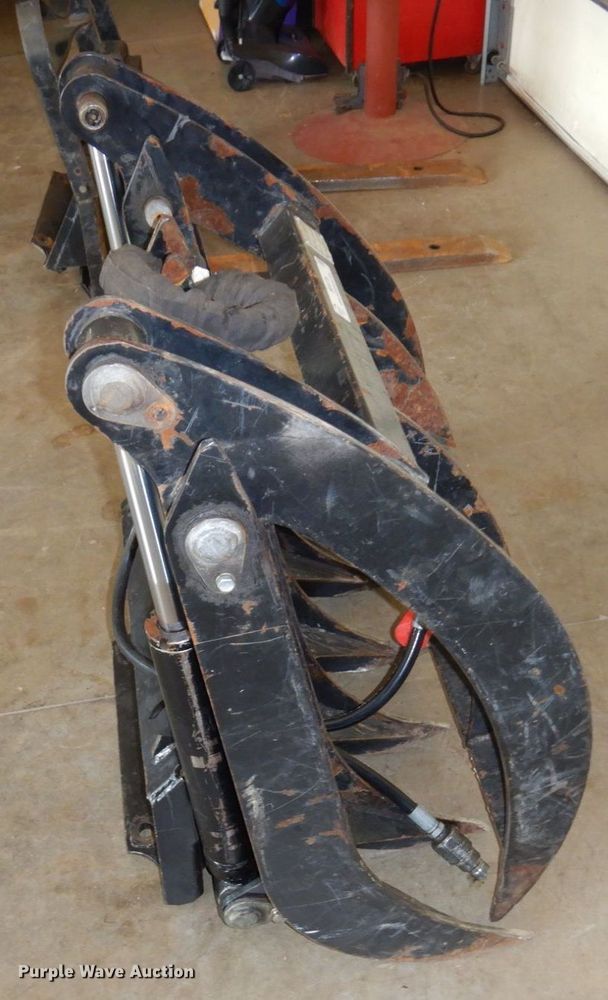 image for item MF9778 Titan  compact utility loader grapple bucket