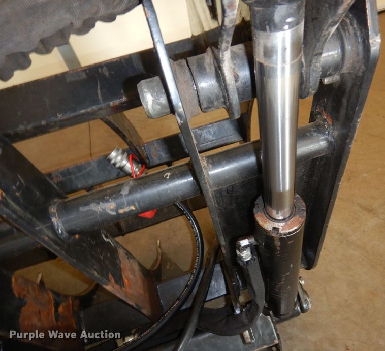 image for item MF9778 Titan  compact utility loader grapple bucket