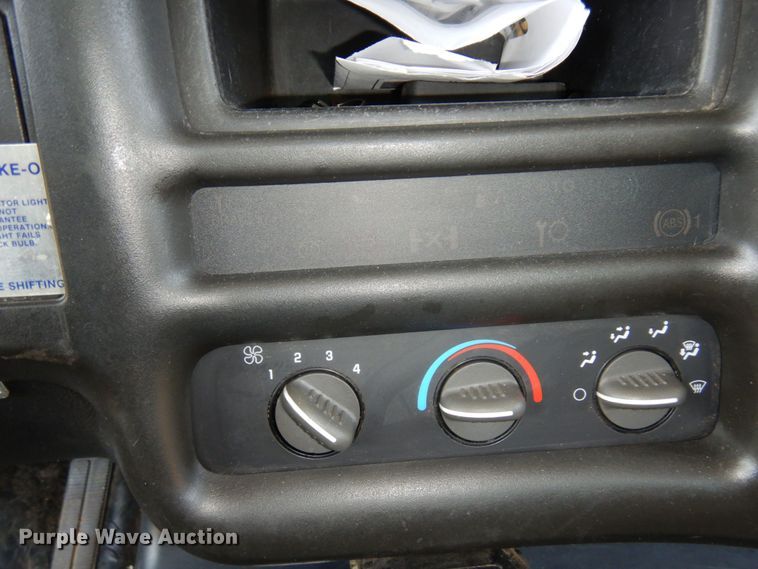 image for item MH9033 2008 GMC TopKick C7500  forestry bucket truck