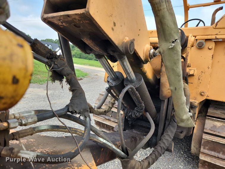 image for item MK9072 1992 Vermeer FLX115  vibratory cable plow