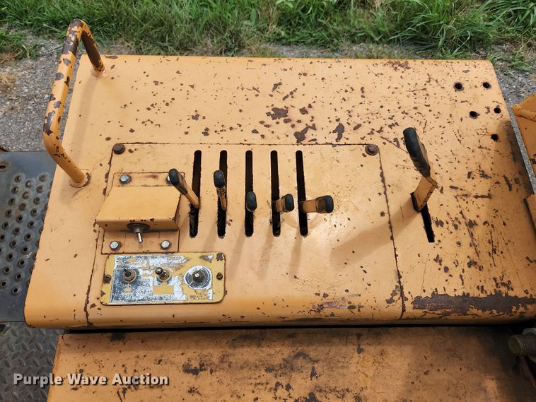 image for item MK9072 1992 Vermeer FLX115  vibratory cable plow