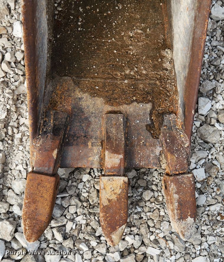 image for item MK9091 (2) buckets