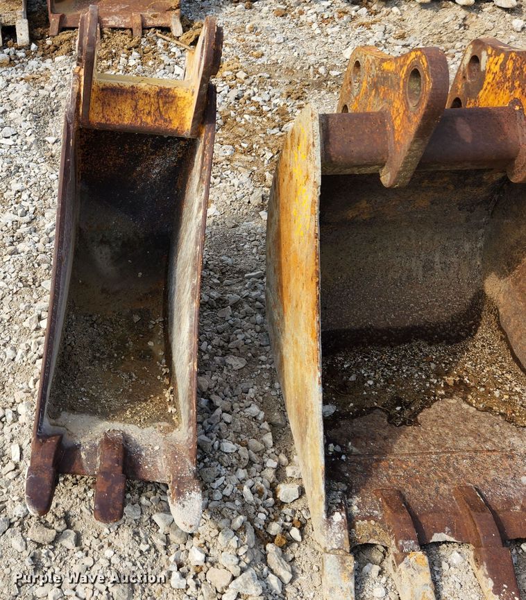 image for item MK9092 (3) buckets