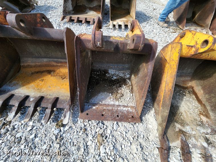 image for item MK9093 (3) buckets