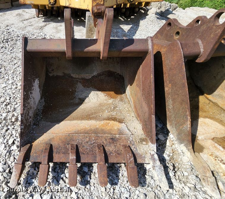 image for item MK9095 (2) buckets