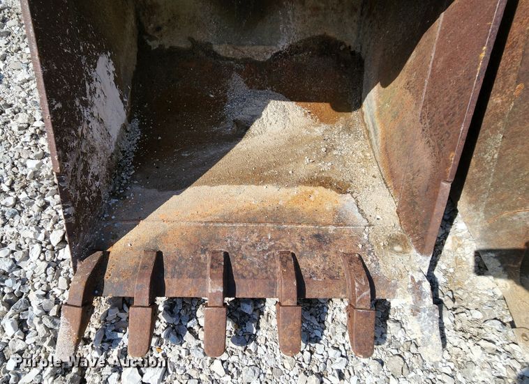 image for item MK9095 (2) buckets