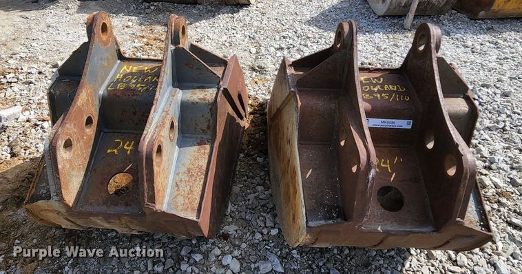 image for item MK9096 (2) buckets