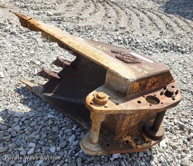 image for item MK9098 Hensley 11V24  V-bottom bucket