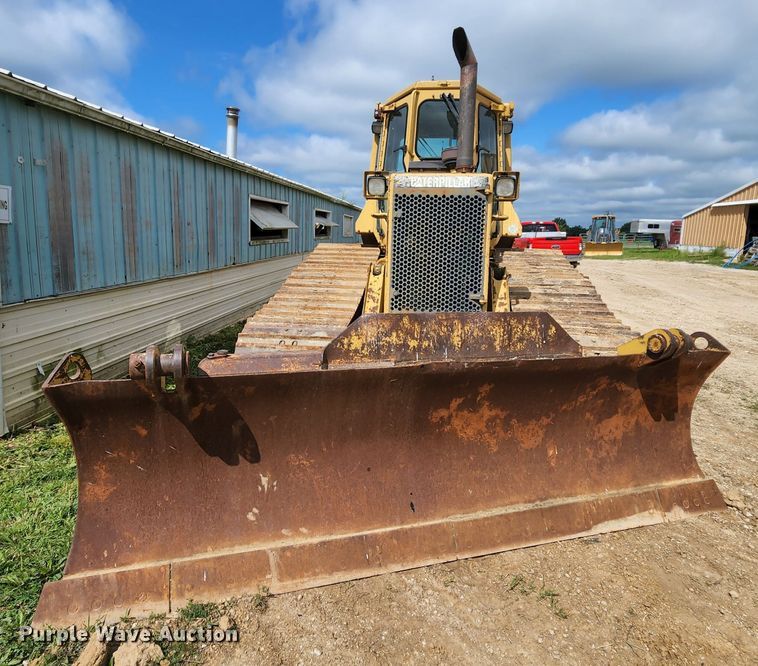 image for item MK9099 1993 Caterpillar D4H LGP  dozer