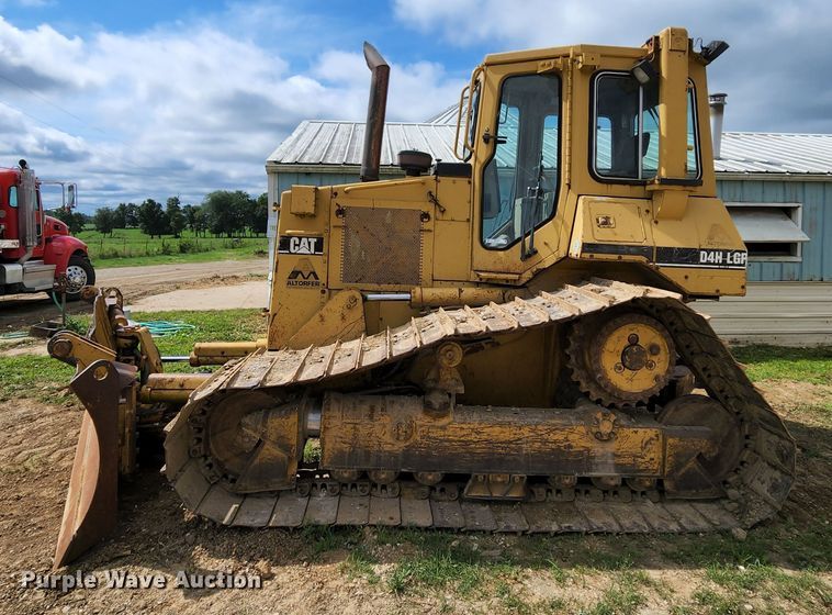 image for item MK9099 1993 Caterpillar D4H LGP  dozer