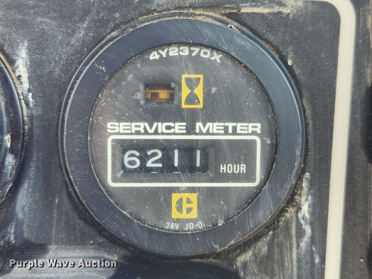 image for item MK9099 1993 Caterpillar D4H LGP  dozer