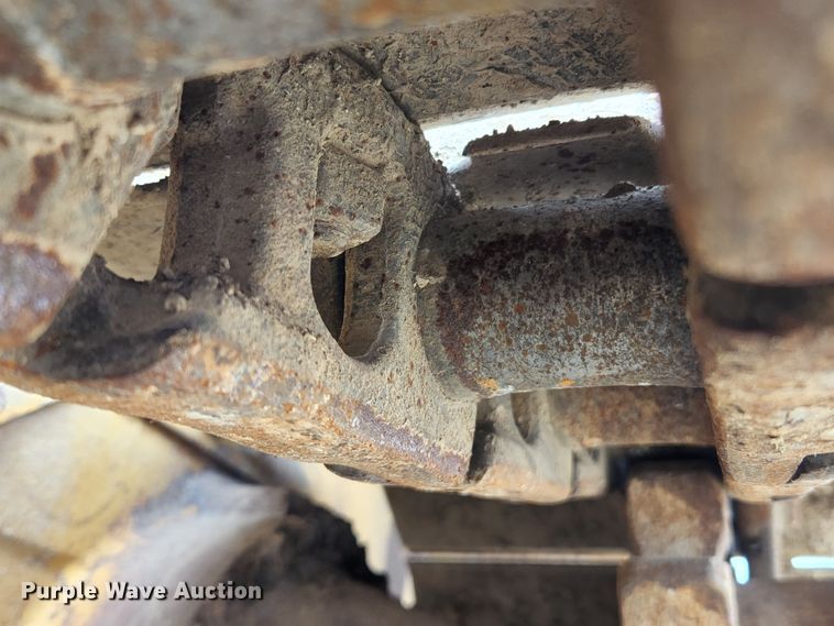 image for item MK9099 1993 Caterpillar D4H LGP  dozer