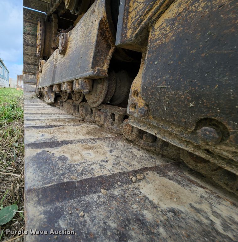 image for item MK9099 1993 Caterpillar D4H LGP  dozer