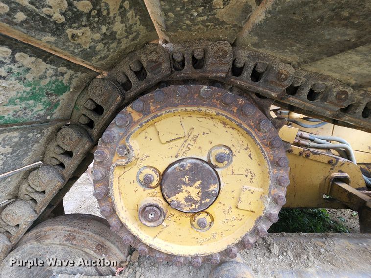 image for item MK9099 1993 Caterpillar D4H LGP  dozer