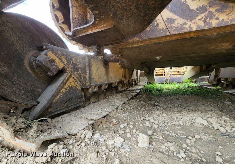 image for item MK9099 1993 Caterpillar D4H LGP  dozer