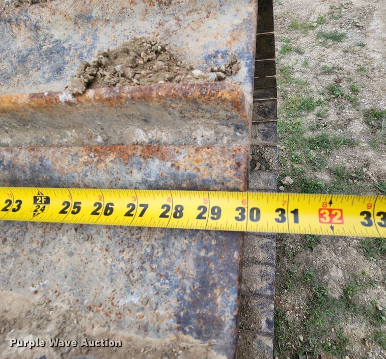 image for item MK9099 1993 Caterpillar D4H LGP  dozer