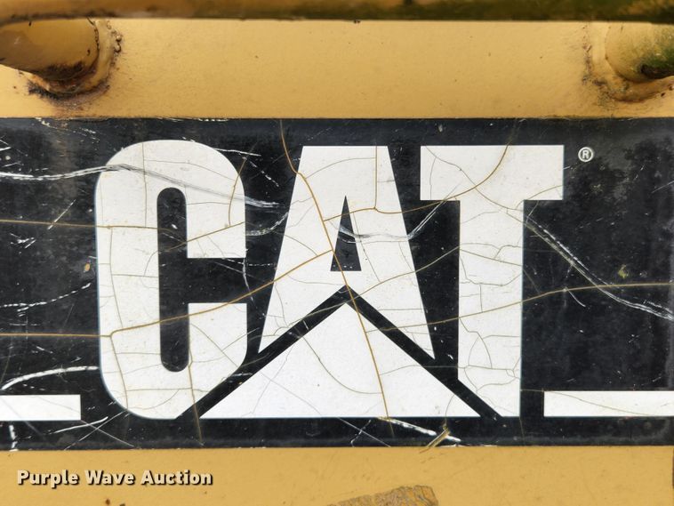 image for item MK9099 1993 Caterpillar D4H LGP  dozer