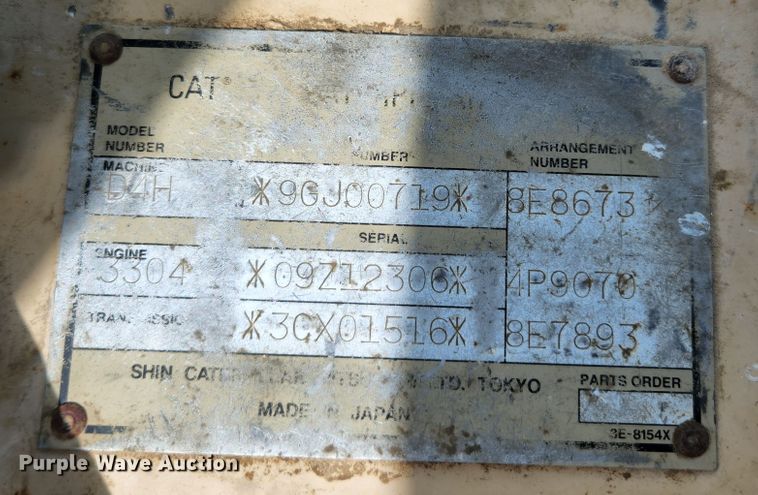 image for item MK9099 1993 Caterpillar D4H LGP  dozer