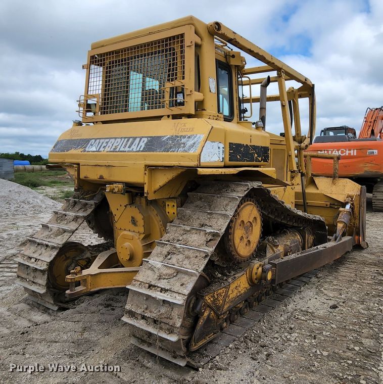 image for item MK9100 1991 Caterpillar D6H  dozer