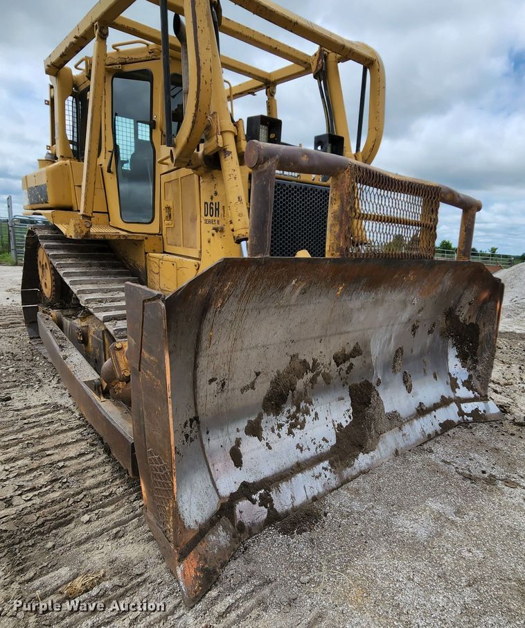 image for item MK9100 1991 Caterpillar D6H  dozer