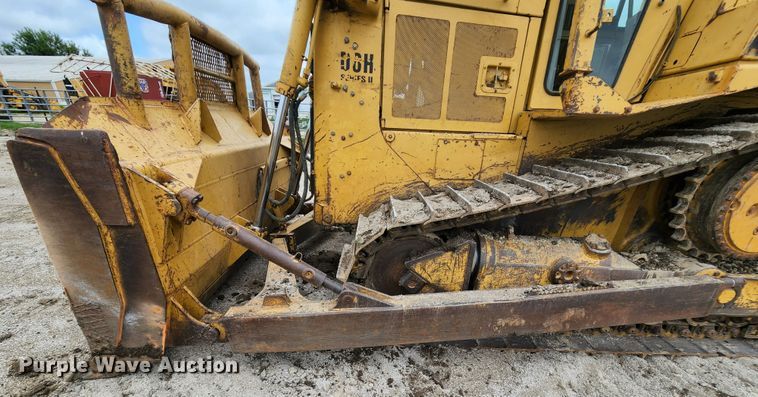 image for item MK9100 1991 Caterpillar D6H  dozer