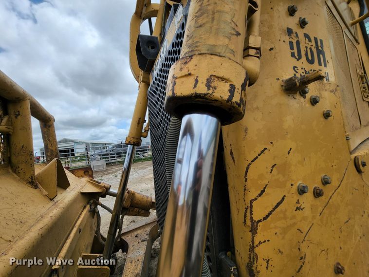 image for item MK9100 1991 Caterpillar D6H  dozer
