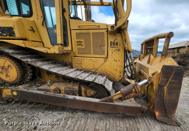 image for item MK9100 1991 Caterpillar D6H  dozer