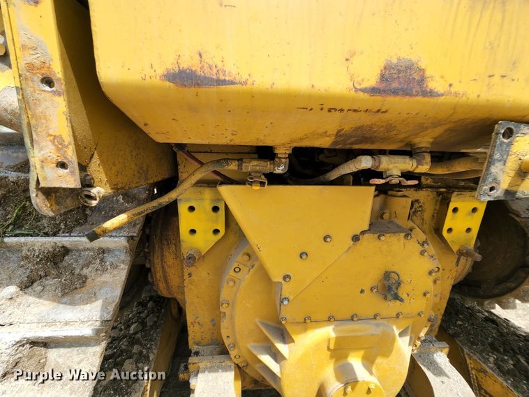 image for item MK9100 1991 Caterpillar D6H  dozer