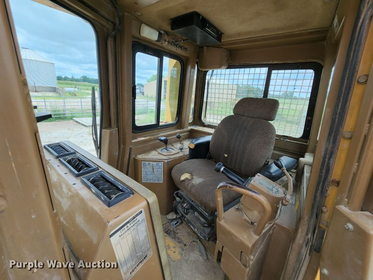 image for item MK9100 1991 Caterpillar D6H  dozer