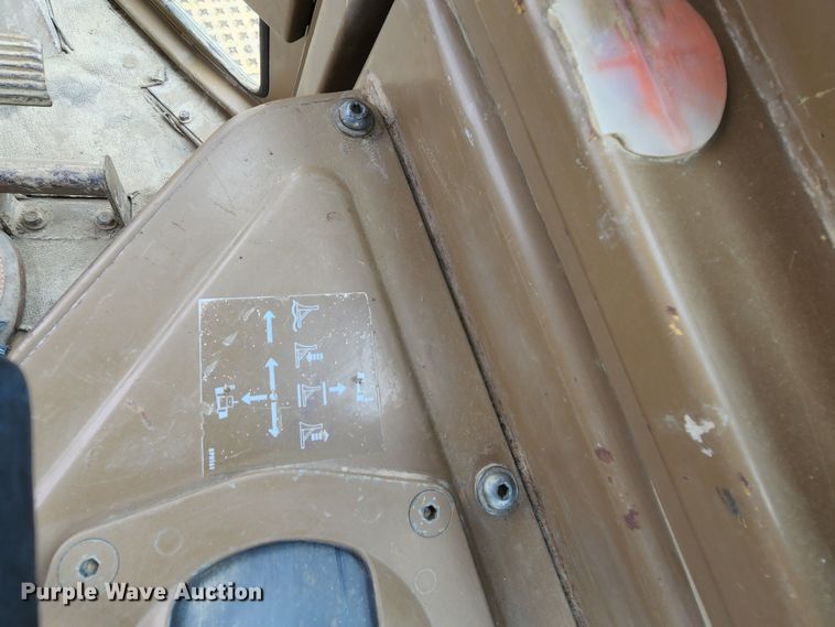 image for item MK9100 1991 Caterpillar D6H  dozer