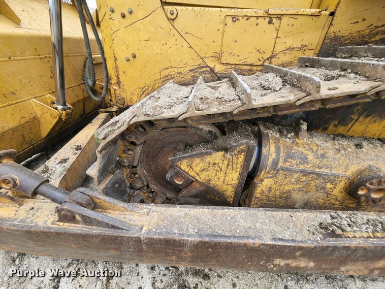 image for item MK9100 1991 Caterpillar D6H  dozer