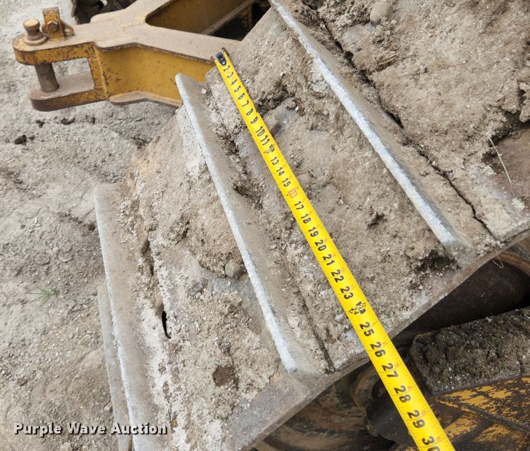 image for item MK9100 1991 Caterpillar D6H  dozer