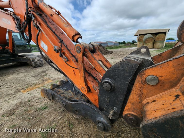 image for item MK9101 2010 Hitachi ZX350LC-3  excavator