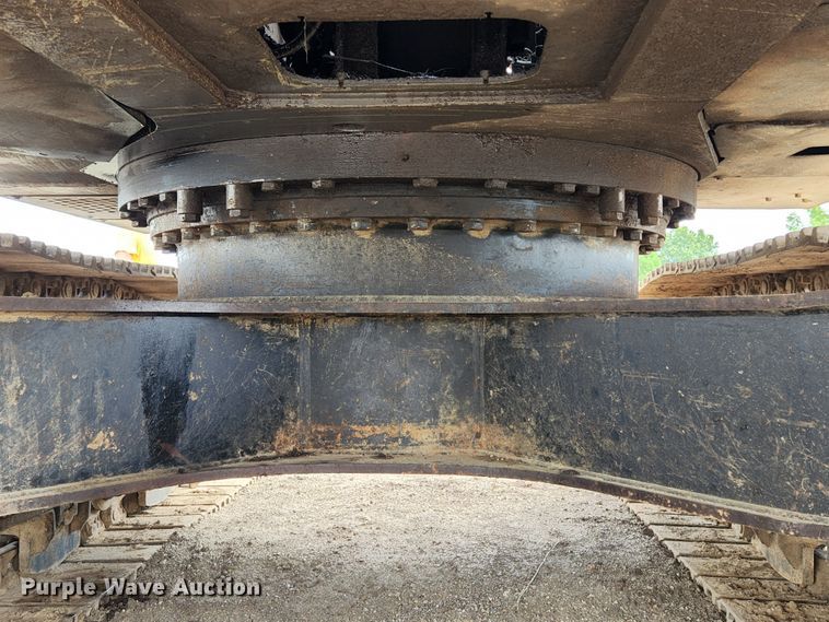 image for item MK9101 2010 Hitachi ZX350LC-3  excavator