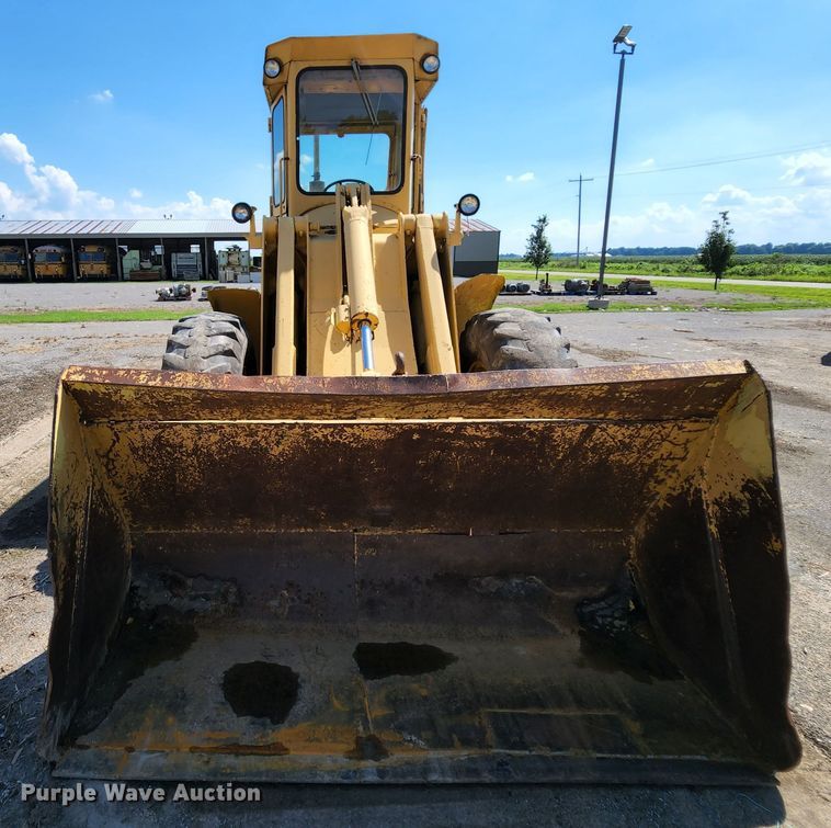 image for item MK9173 1978 John Deere JD444  wheel loader