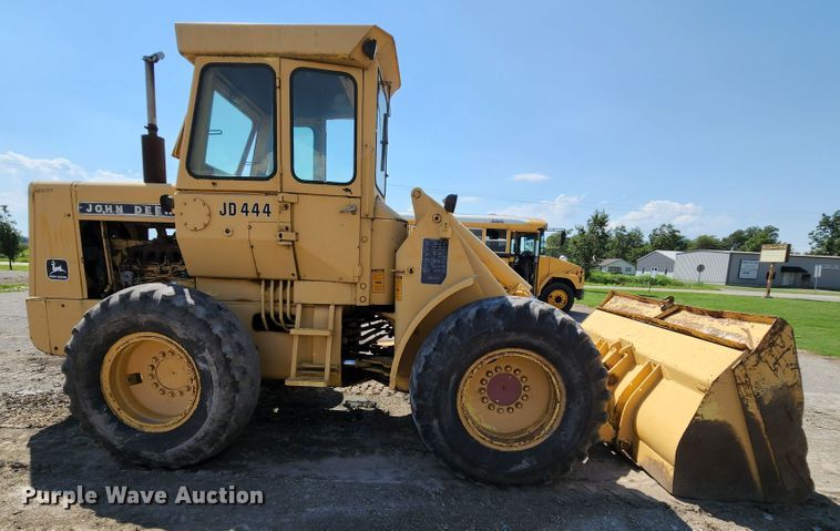 image for item MK9173 1978 John Deere JD444  wheel loader