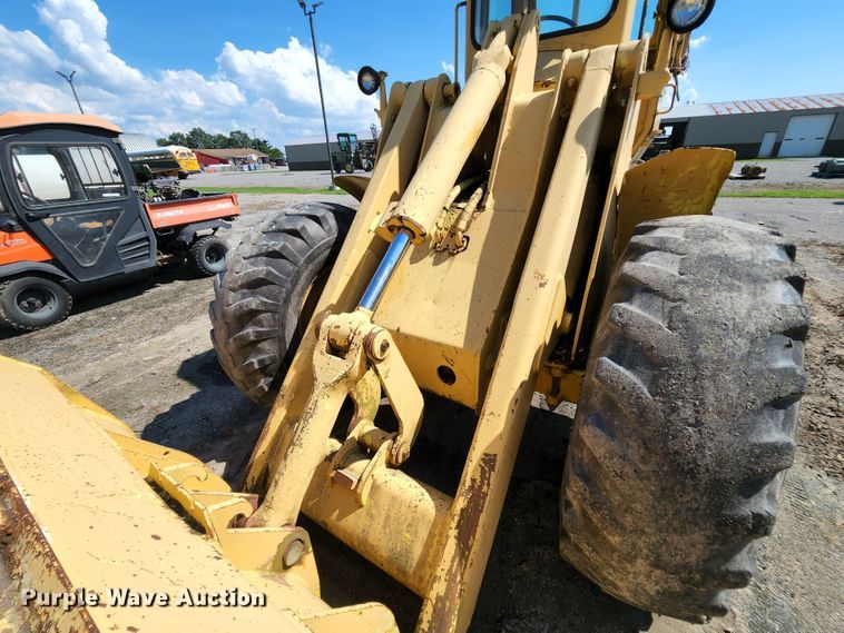 image for item MK9173 1978 John Deere JD444  wheel loader