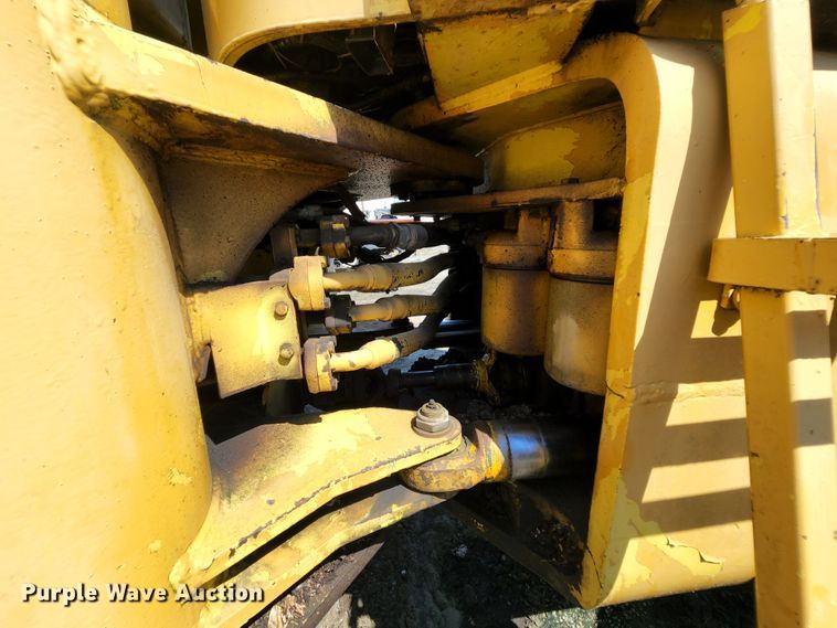 image for item MK9173 1978 John Deere JD444  wheel loader