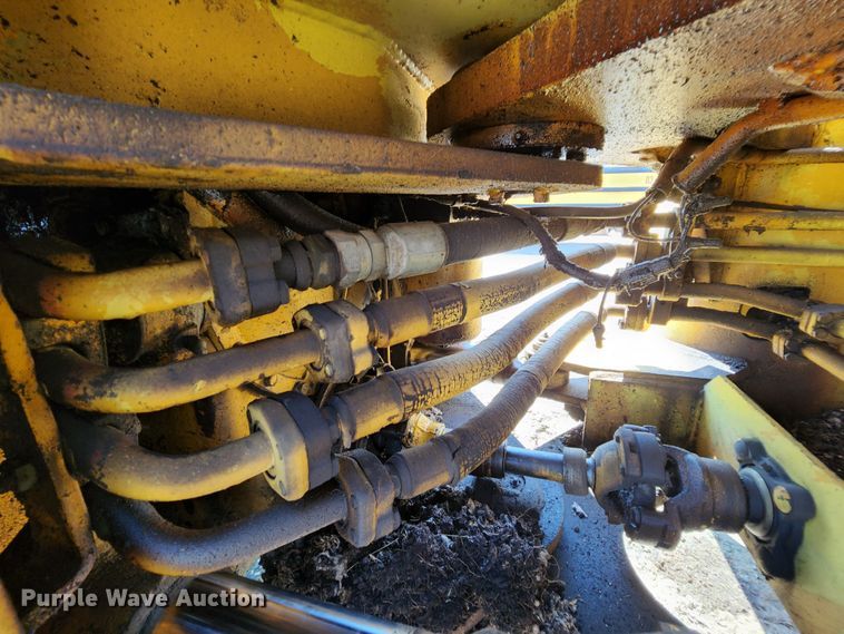 image for item MK9173 1978 John Deere JD444  wheel loader