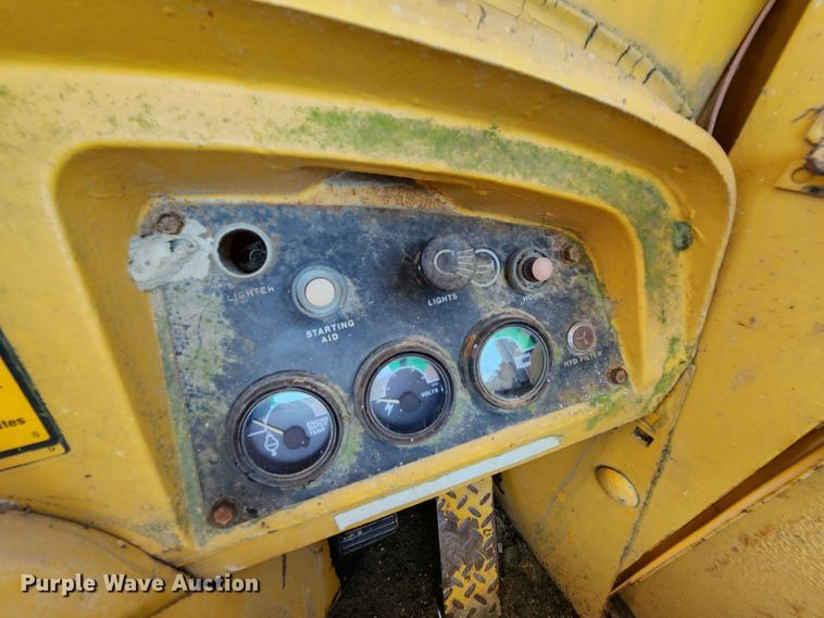image for item MK9173 1978 John Deere JD444  wheel loader
