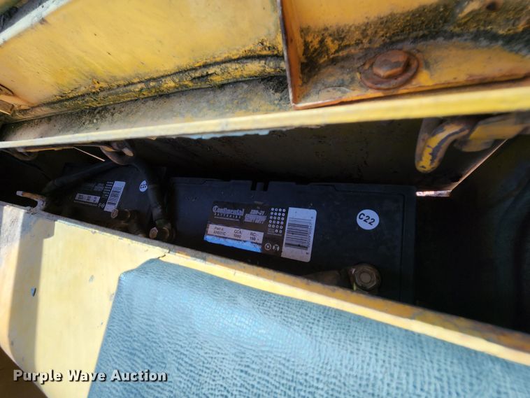 image for item MK9173 1978 John Deere JD444  wheel loader