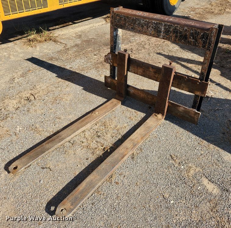 image for item MK9176 Willmar Wrangler  wheel loader