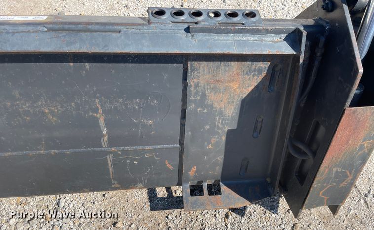 image for item MU9052 Melroe 60W/T  skid steer bucket