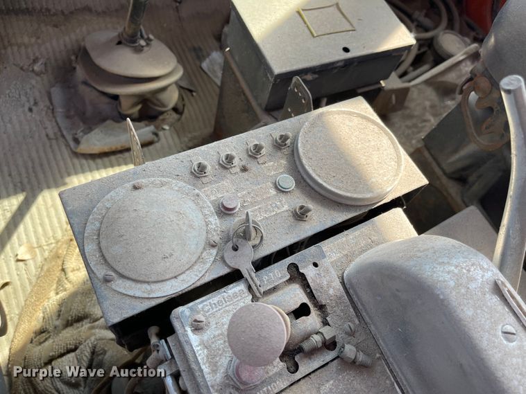 image for item MU9064 1987 Ford LT8000  sewer jetter truck