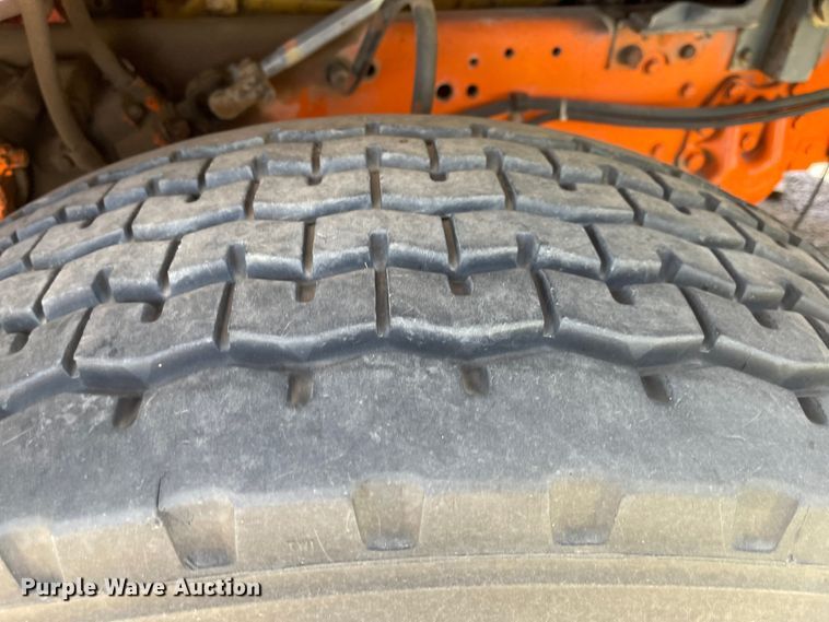 image for item MU9064 1987 Ford LT8000  sewer jetter truck