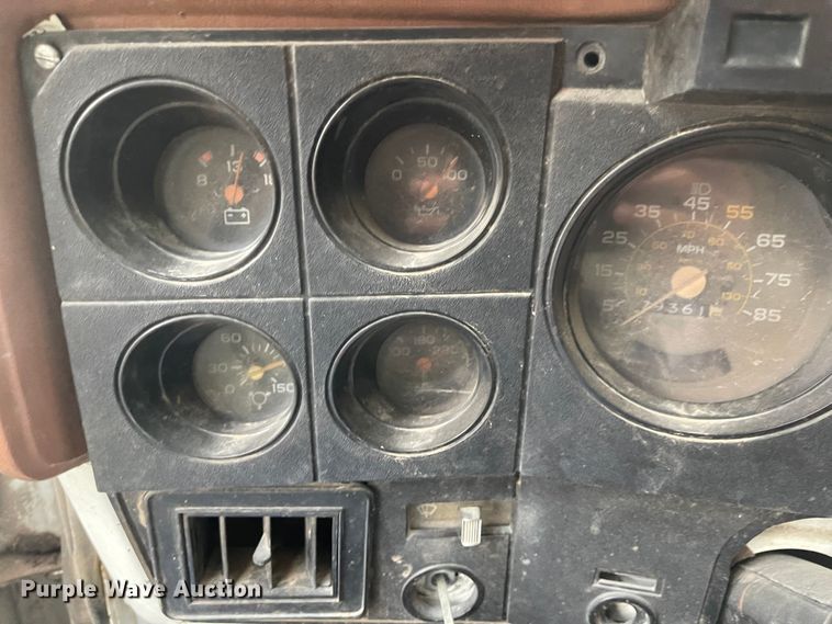 image for item MU9070 1984 Chevrolet 70  dump truck