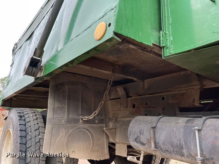 image for item MU9070 1984 Chevrolet 70  dump truck