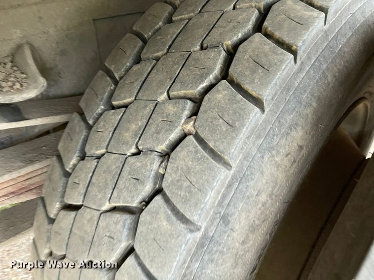 image for item MU9070 1984 Chevrolet 70  dump truck