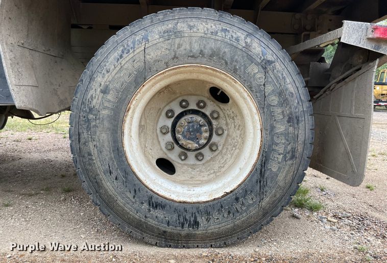 image for item MU9070 1984 Chevrolet 70  dump truck